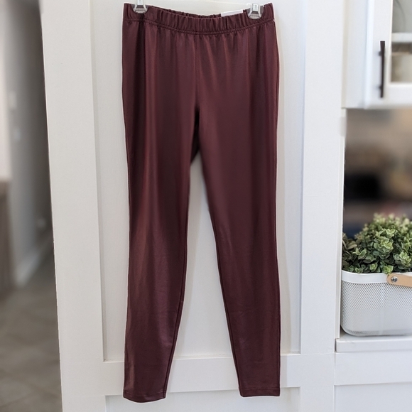 NWT Cleo Two Tone Red Snake-Skin-Look Leggings Leggings Sz Medium - Picture 8 of 14